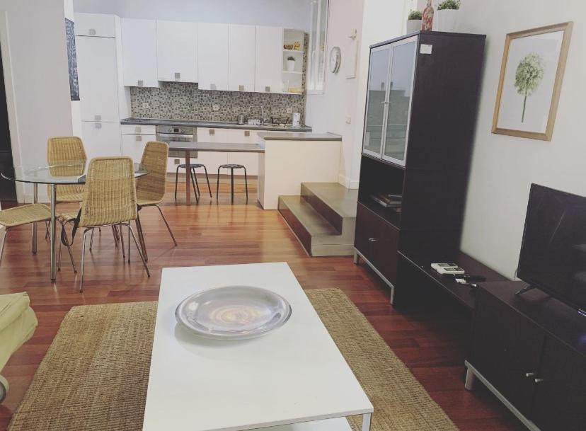 Apartamento De Lujo II En Madrid Centroアパートメント エクステリア 写真